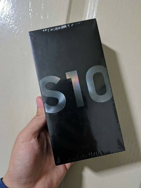 Selling Samsung Galaxy S10 128GB Network Unlocked